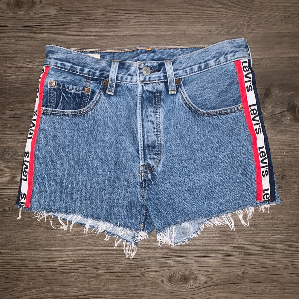 Levi’s 501 denim shorts